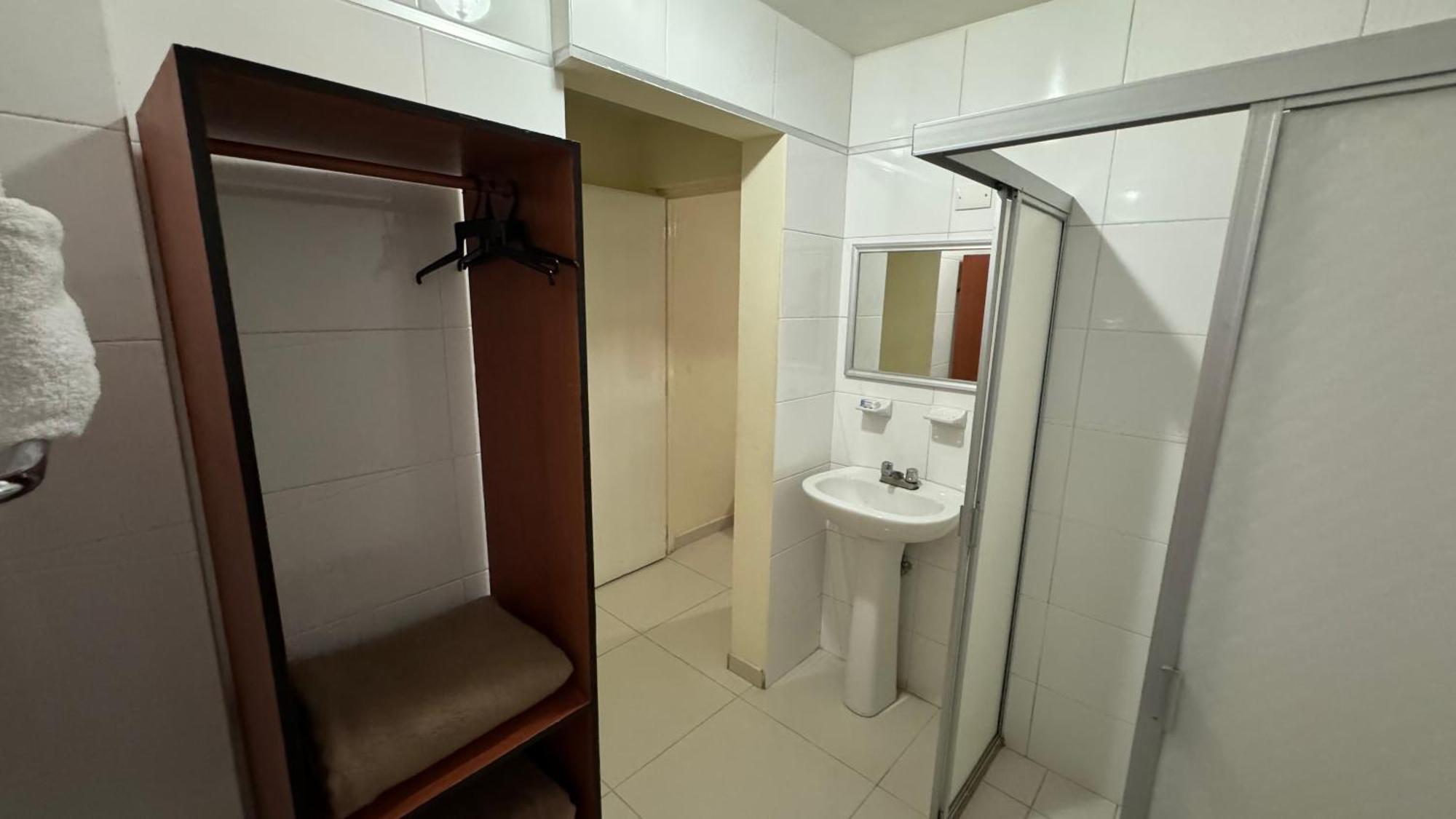 Hotel Ana Isabel Zamora  Esterno foto